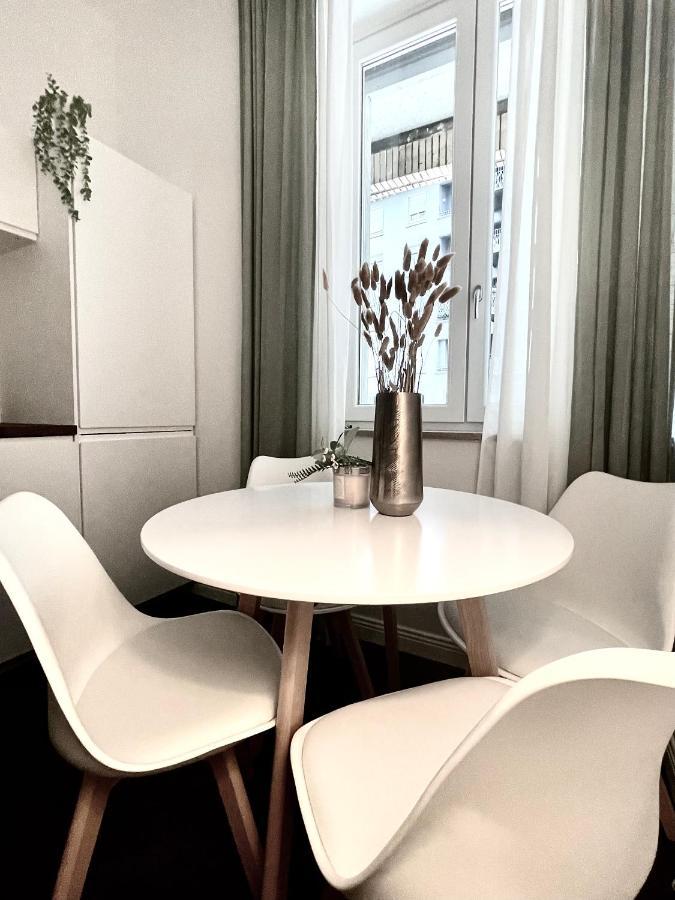 Bilocale Di Prestigio: Milano Centro Lejlighed Eksteriør billede